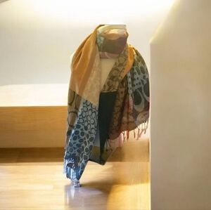 Pashmina scarf NWT has tassels ready with Fall colors. 70”x54” warm & co…